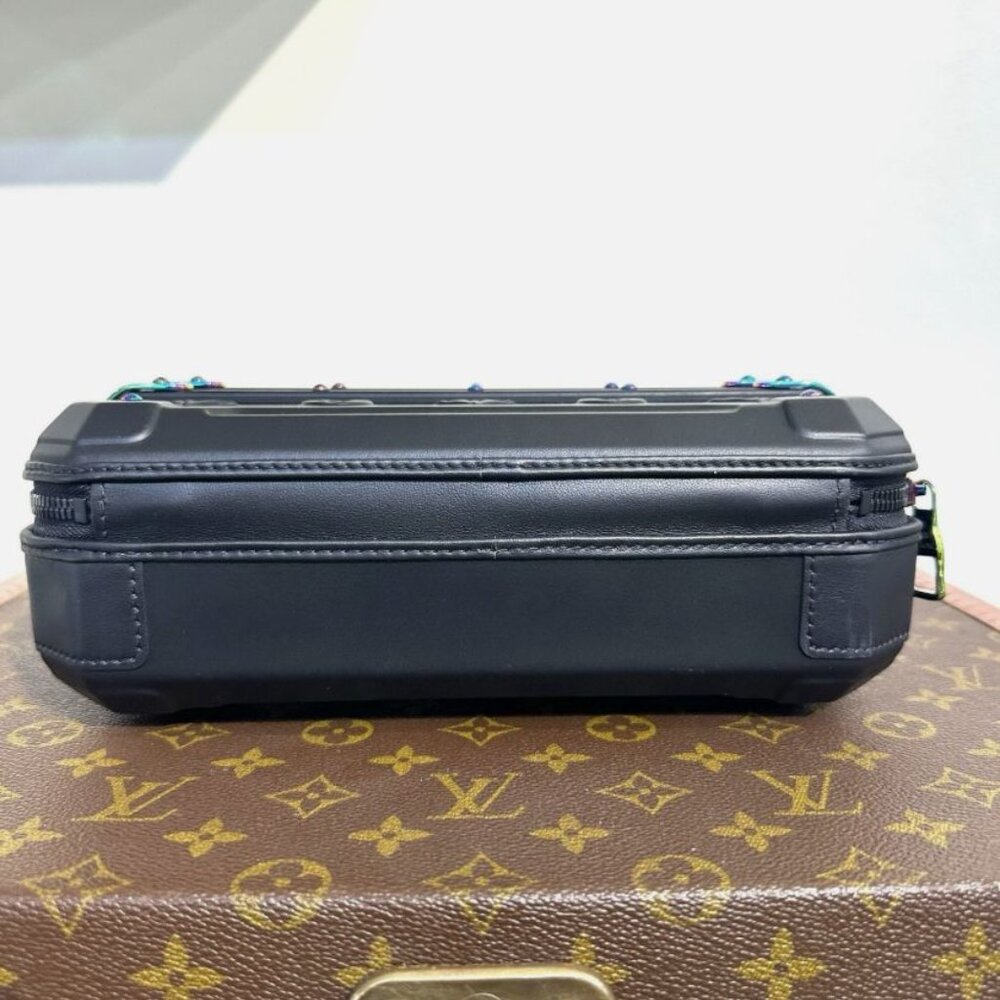 RARE! NEW- Louis Vuitton M21935 Black Calfskin Future Trunk Iridescent Hardware - Picture 5 of 8